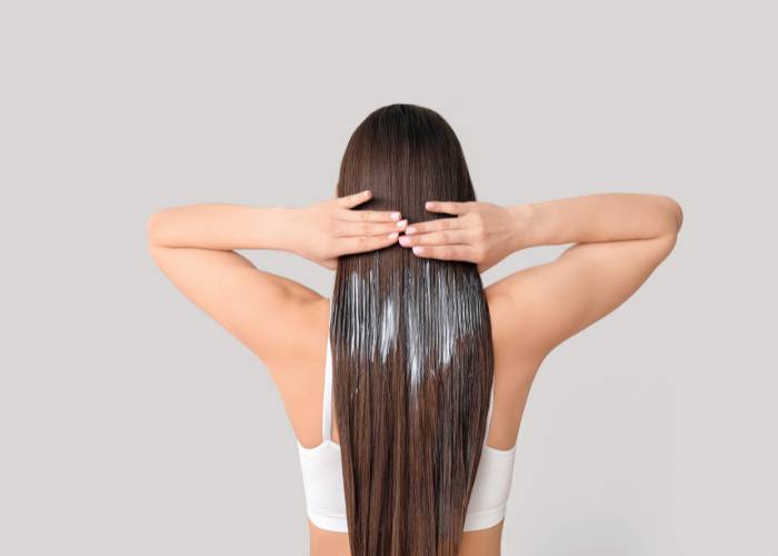 Comment créer l'effet cheveux mouillés pour une soirée chic - Perfect Skin